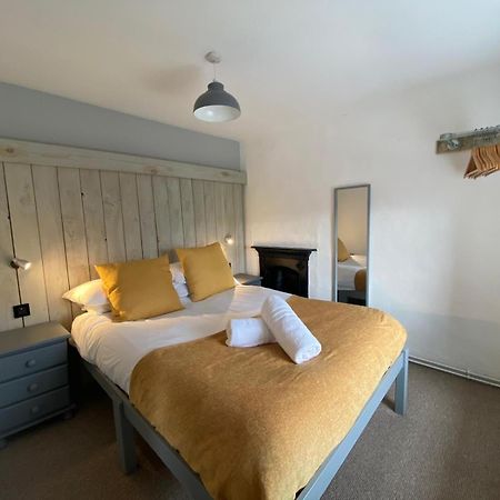 Farmhouse & Cottage At Geufron Farm - Dog Friendly Bryn-crug Bagian luar foto