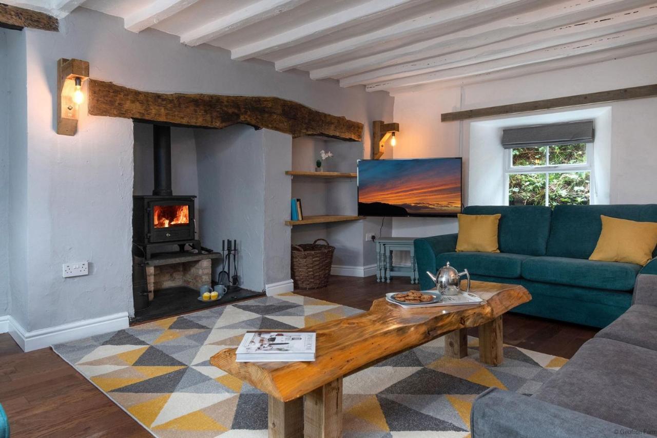Farmhouse & Cottage At Geufron Farm - Dog Friendly Bryn-crug Bagian luar foto