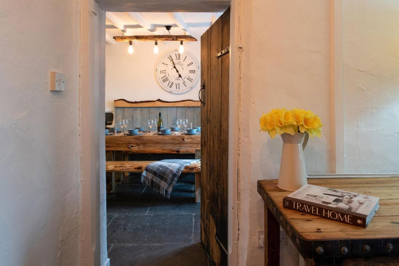 Farmhouse & Cottage At Geufron Farm - Dog Friendly Bryn-crug Bagian luar foto