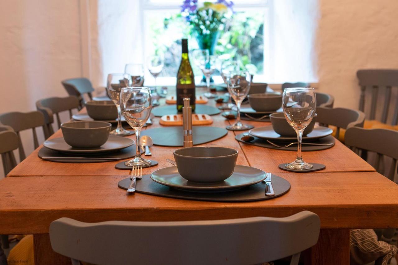 Farmhouse & Cottage At Geufron Farm - Dog Friendly Bryn-crug Bagian luar foto