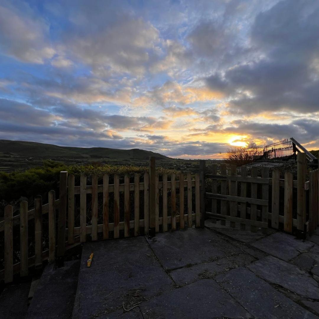 Farmhouse & Cottage At Geufron Farm - Dog Friendly Bryn-crug Bagian luar foto
