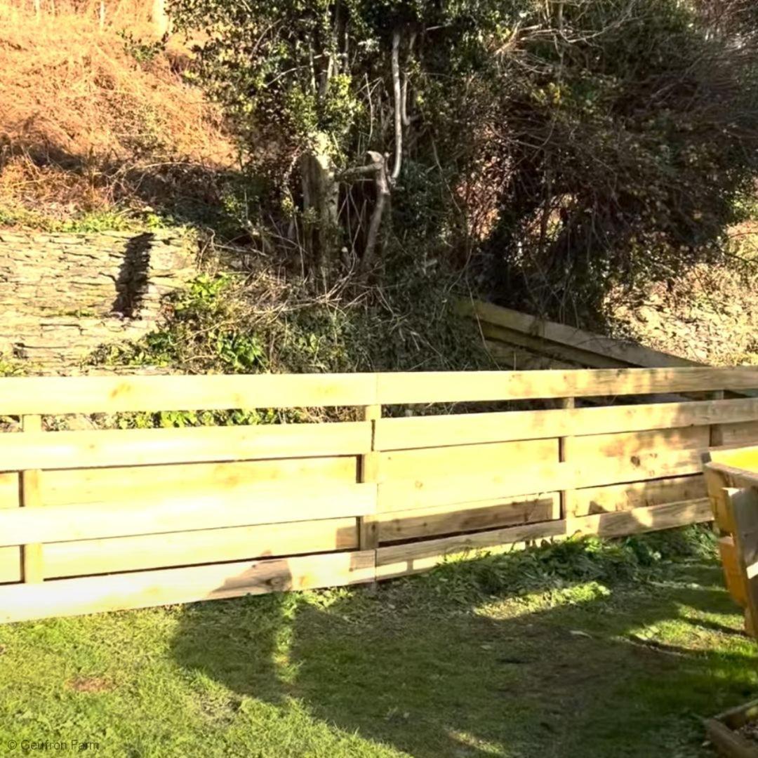 Farmhouse & Cottage At Geufron Farm - Dog Friendly Bryn-crug Bagian luar foto